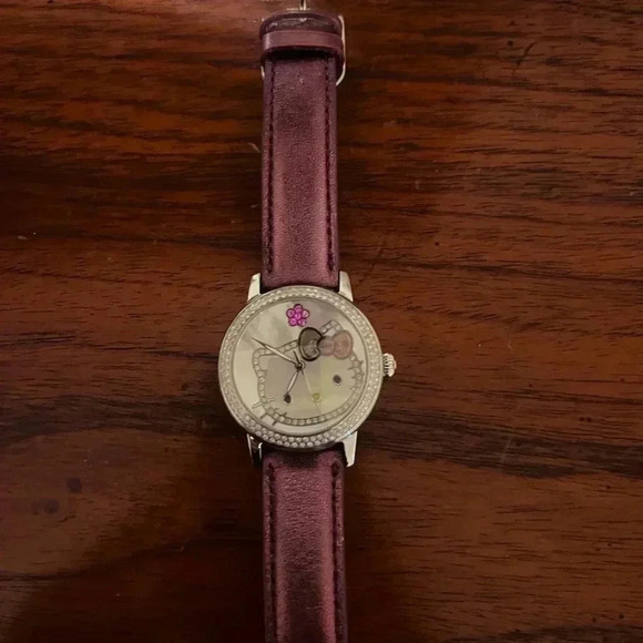 RARE - Kimora Lee Simmons Diamond Hello Kitty Watch - RARE - Picture 2 of 2
